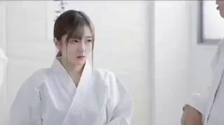 上海留学生课余打工被洋教授潜规则，用粉嫩小穴来服务教授~